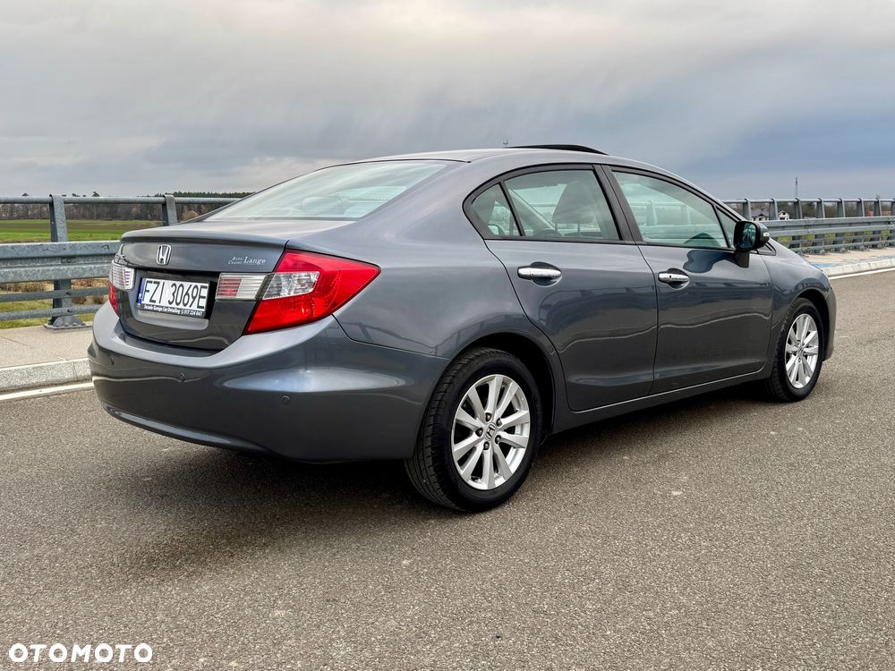 Honda Civic 1.8 Executive i-SHIFT - 7