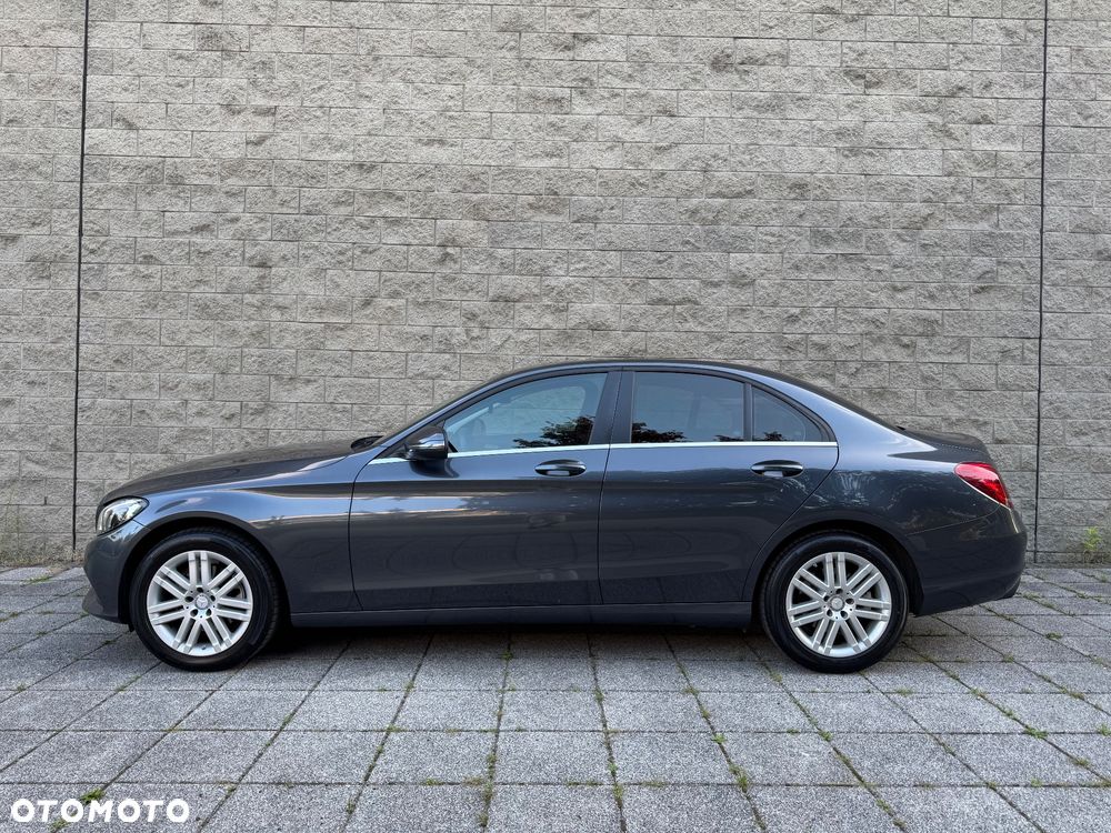 Mercedes-Benz Klasa C 200 7G-TRONIC Exclusive - 18
