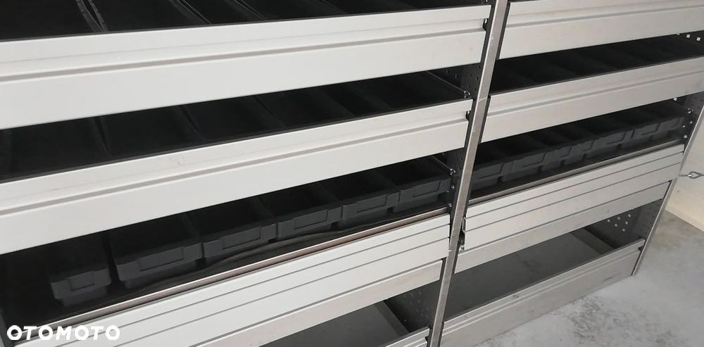 zabudowa samochodowa szafka serwis 247,5x41,5x170 3008 zł netto - 7