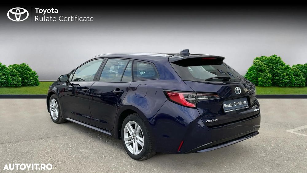 Toyota Corolla 1.8 HSD Business - 4