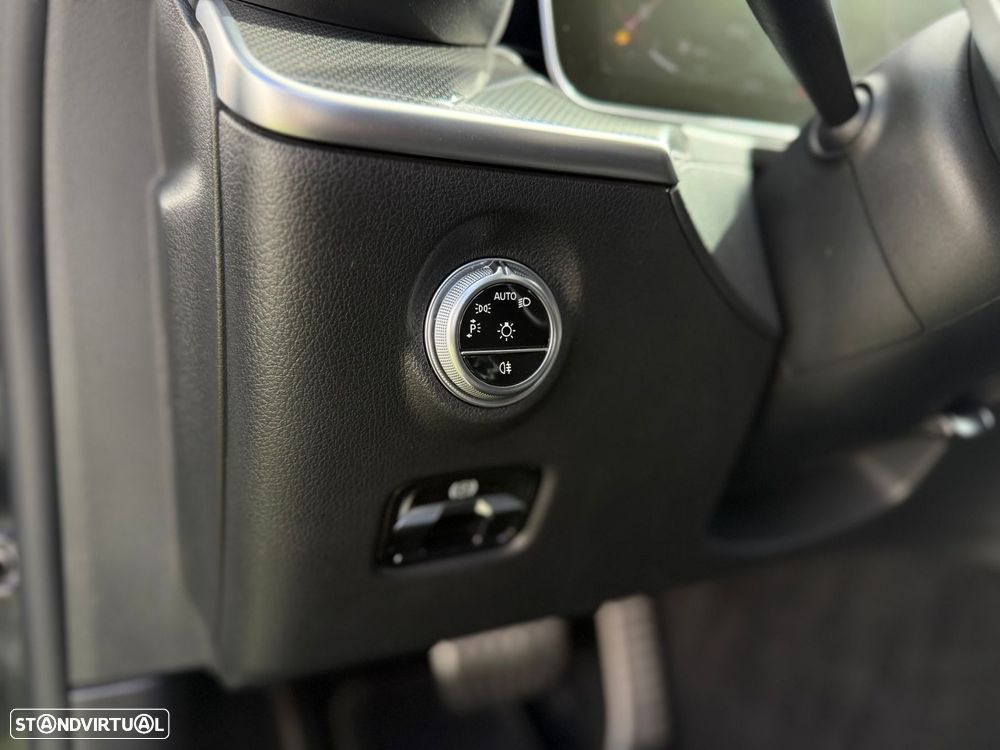 Mercedes-Benz C 300 d AMG Line - 16