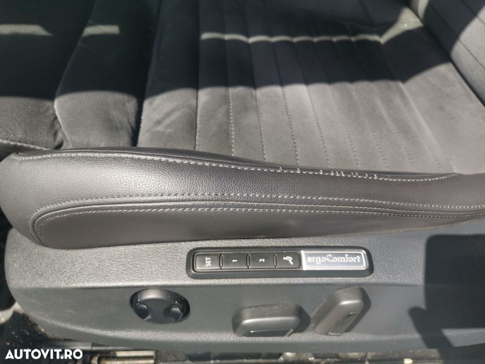 Volkswagen Passat Variant 2.0 TDI DSG 4Motion Highline - 7