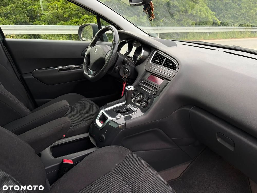 Peugeot 5008 2.0 HDi Family 7os - 7