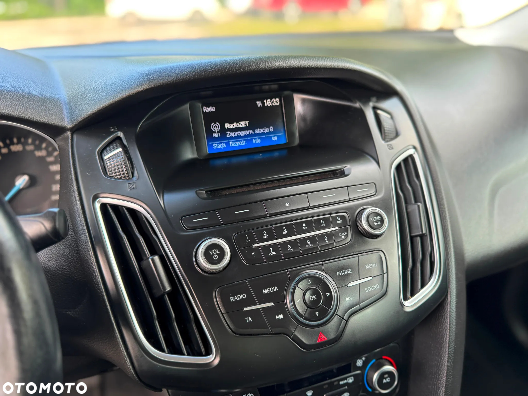 Ford Focus 1.5 EcoBoost SYNC Edition ASS - 26