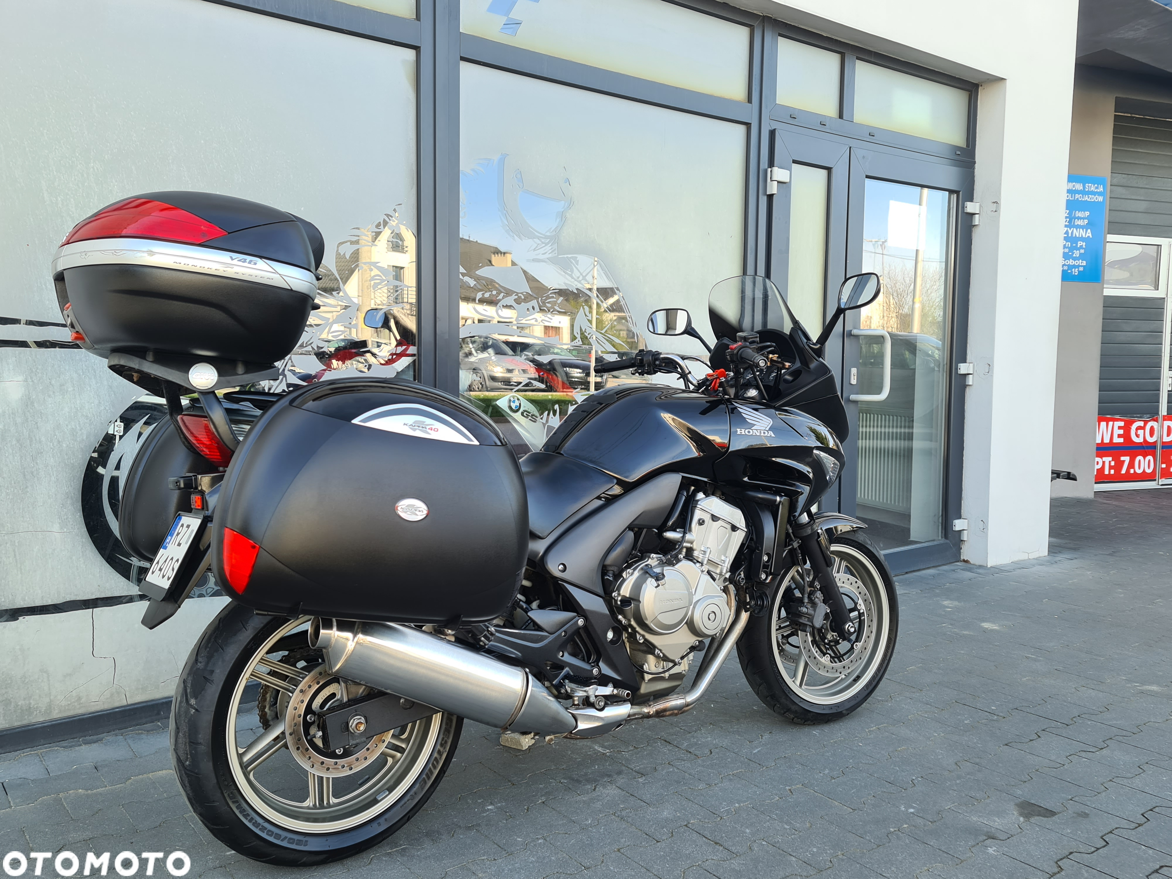 Honda CBF - 4