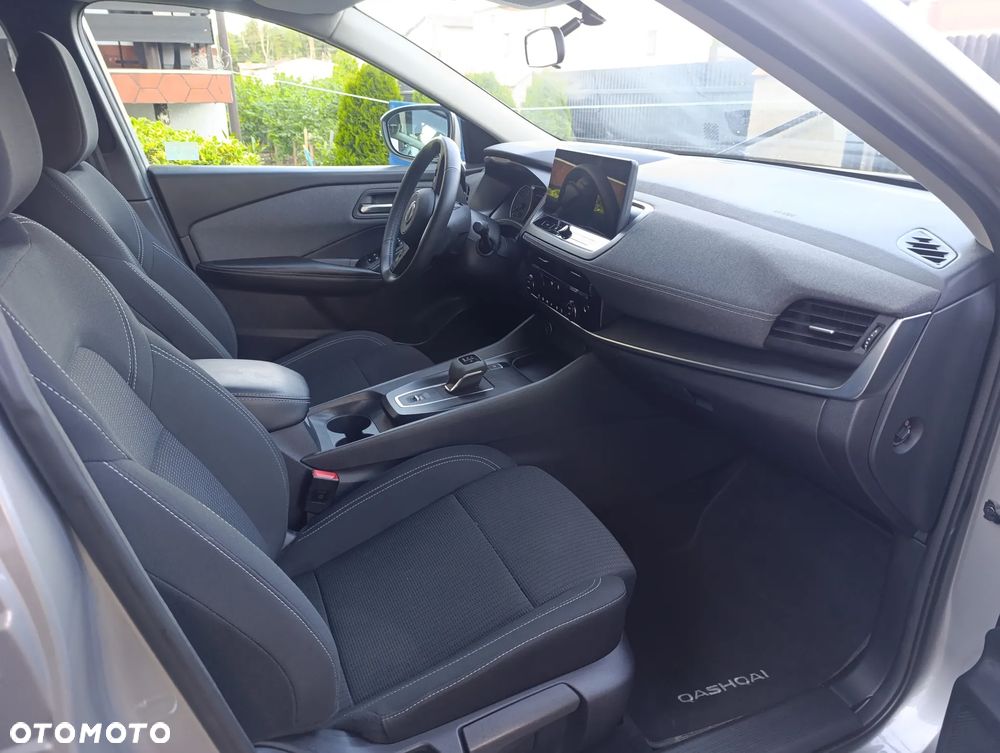 Nissan Qashqai 1.3 DIG-T MHEV Acenta Xtronic - 20