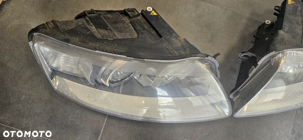 Lampa lewa prawa przód przednia xenon Audi A6 C6 2006r Europa - 3