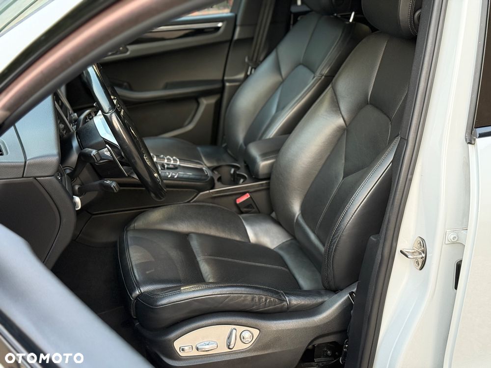 Porsche Macan Standard - 18