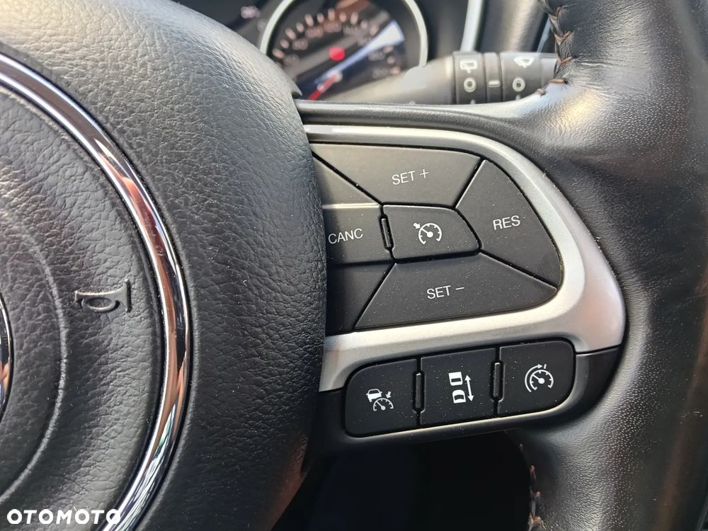 Jeep Compass 1.4 MultiAir Limited - 27