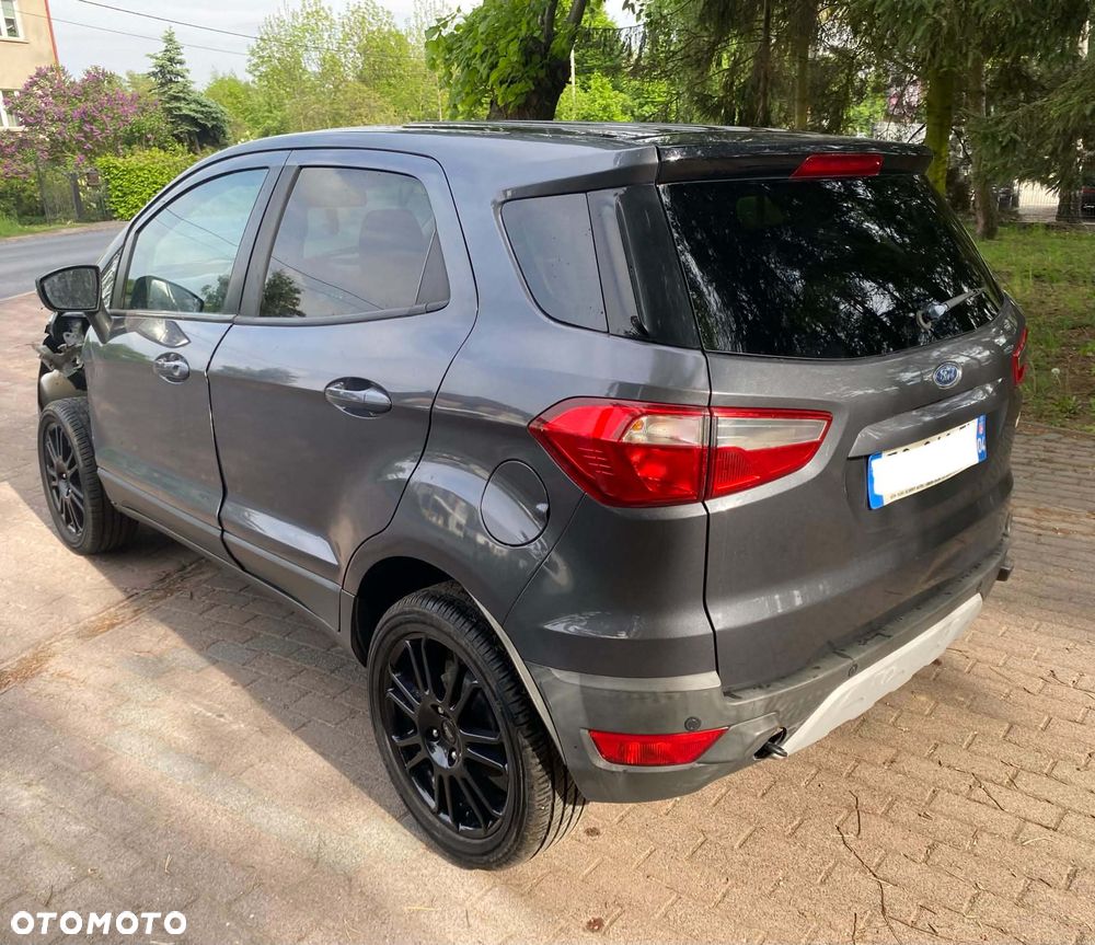 Ford EcoSport - 5