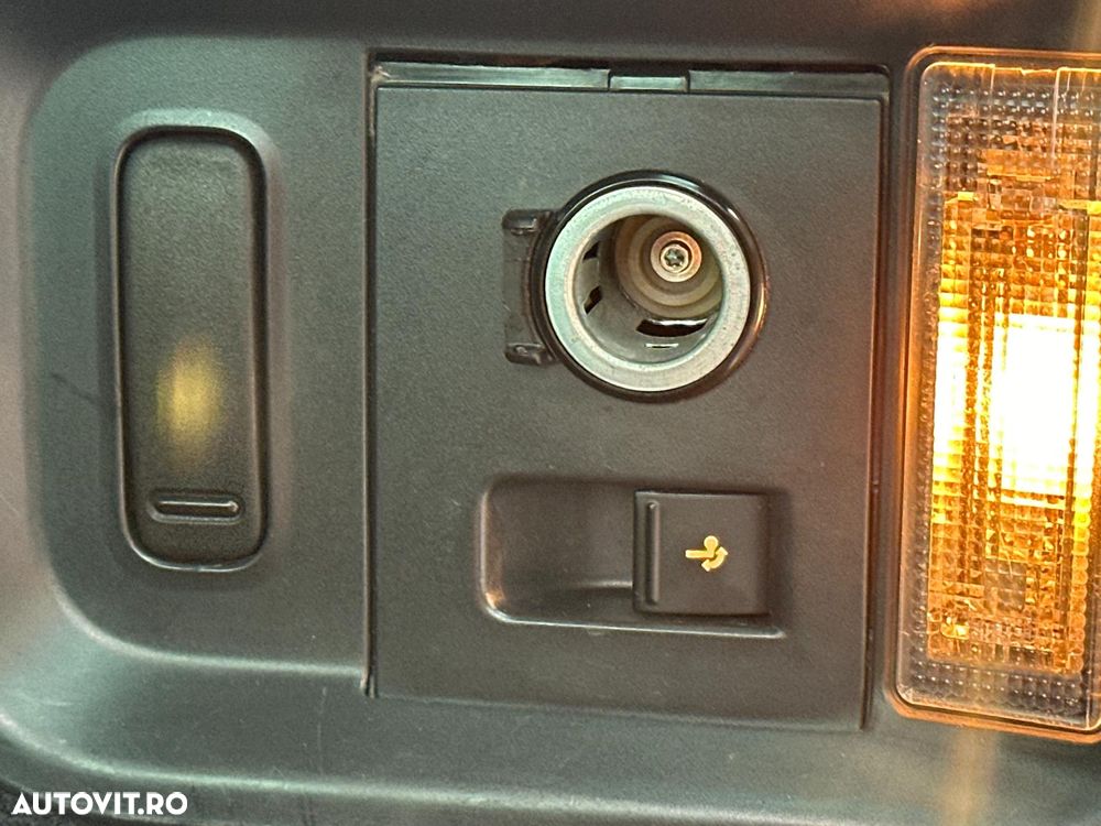 Volkswagen Sharan 2.0 TDI DSG BlueMotion Technology Life - 30