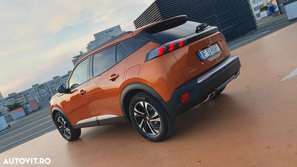 Peugeot 2008 1.2 PureTech EAT8 STT GT - 23