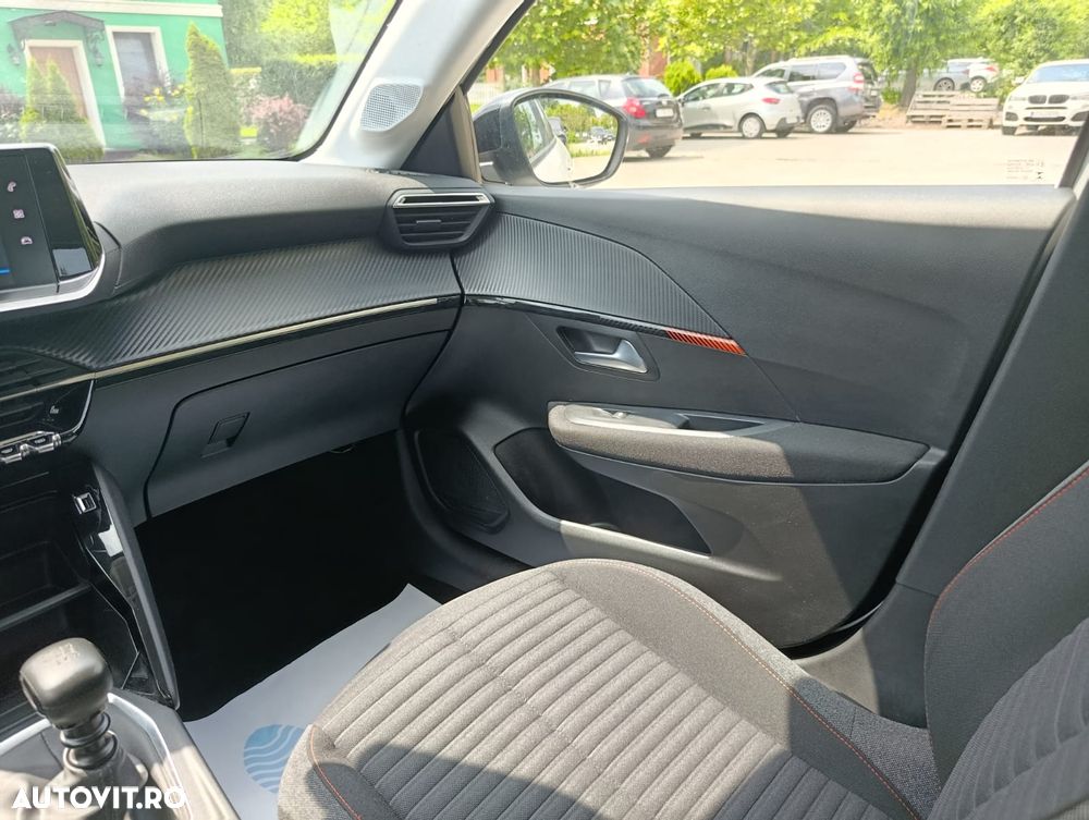 Peugeot 208 1.2 L PureTech STT Active Pack - 17