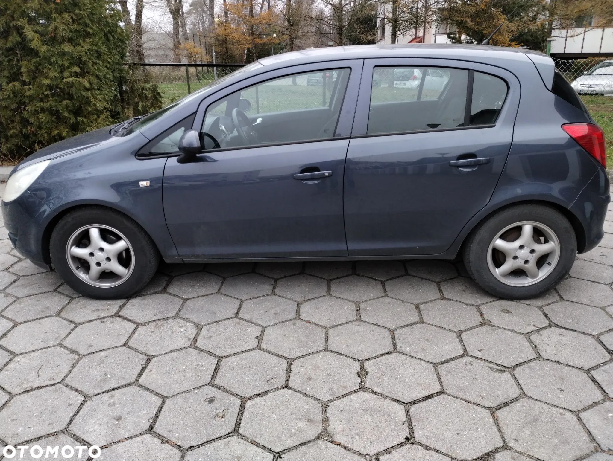 Opel Corsa - 1