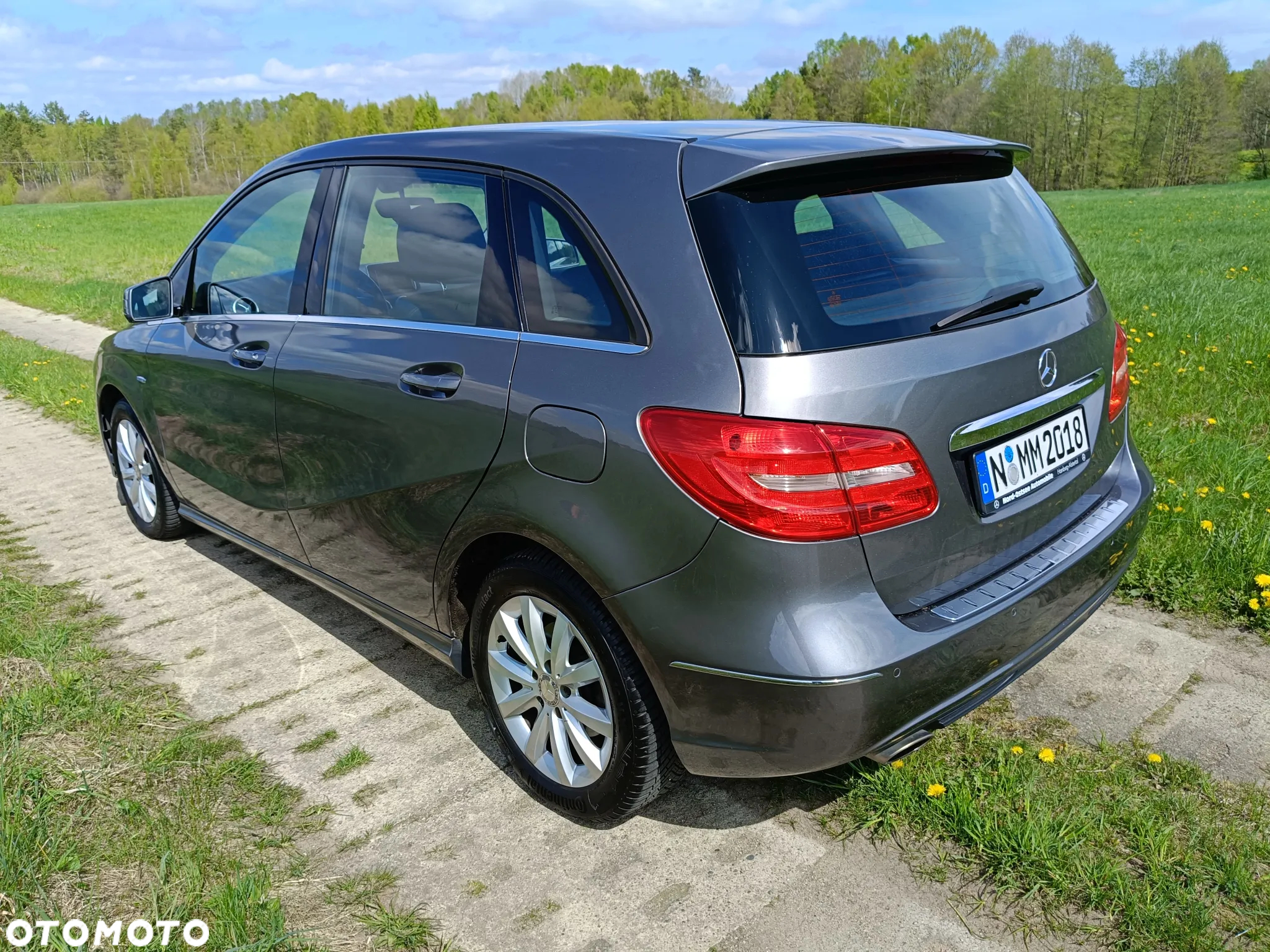Mercedes-Benz Klasa B 180 (BlueEFFICIENCY) - 3