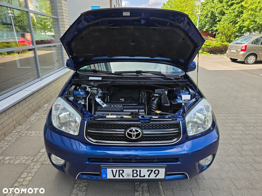 Toyota RAV4 - 11