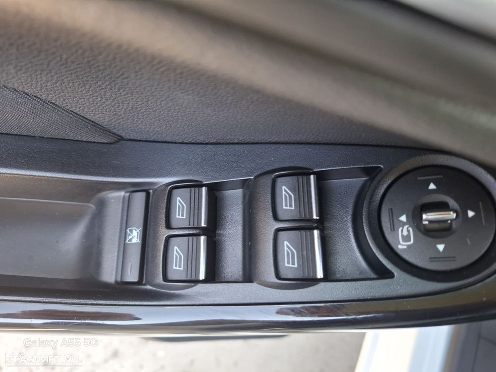 Ford Fiesta 1.6 TDCi Titanium ECOnetic - 35