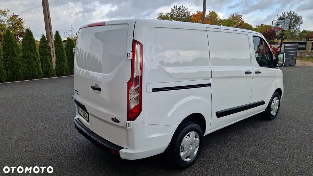 Ford TRANSIT CUSTOM - 20