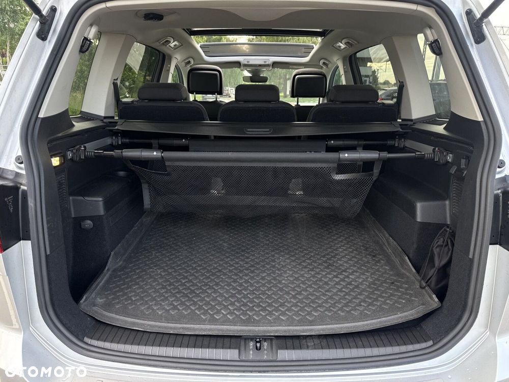 Volkswagen Touran 1.5 TSI EVO Highline DSG - 35
