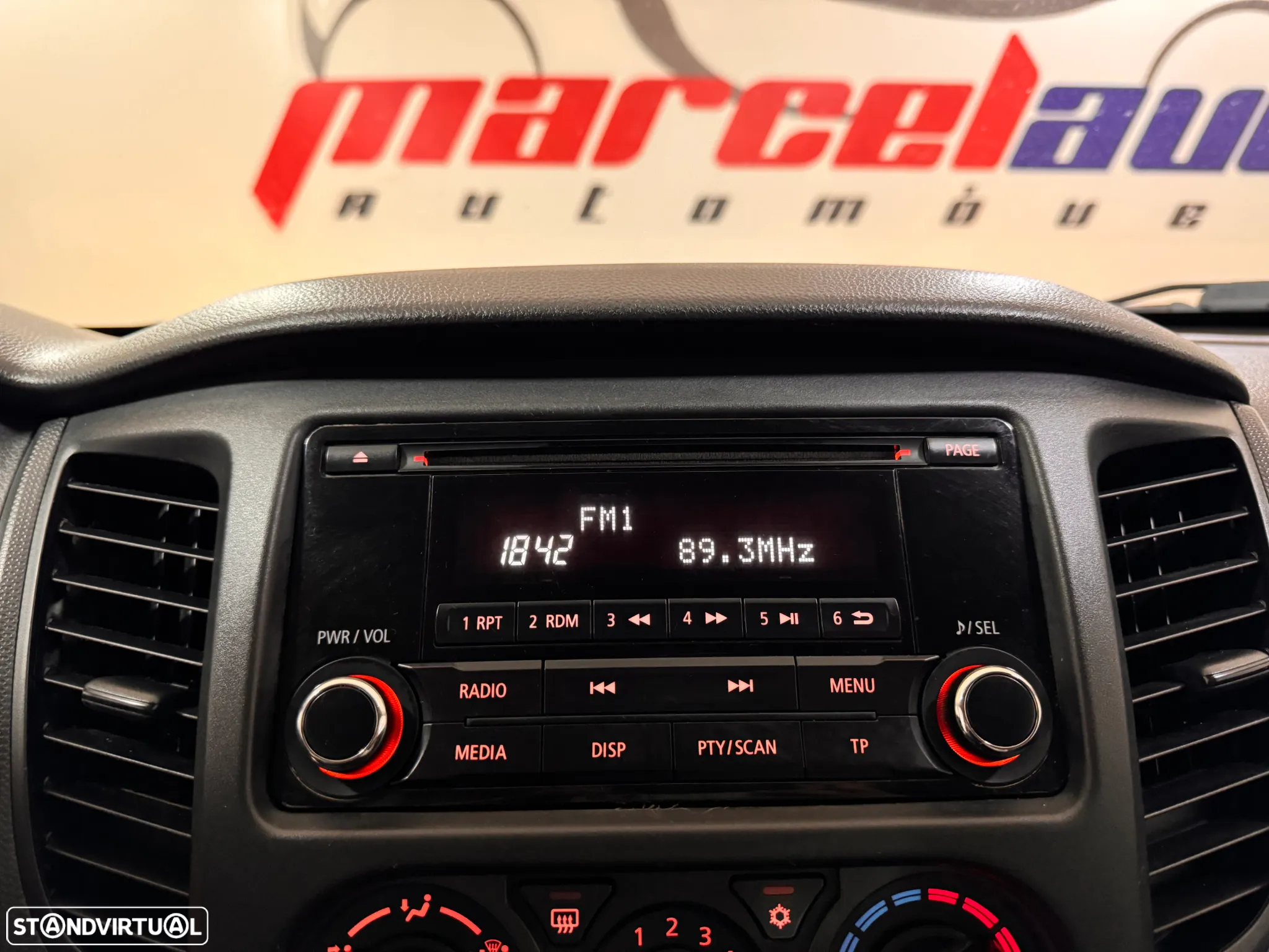 Mitsubishi L200 2.3 DI-D Space Cab Invite 4WD 3L IVA DEDUTIVEL - 23