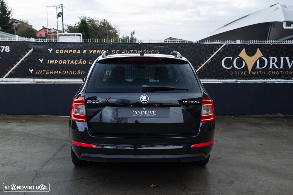 Skoda Octavia Break 1.6 TDi Elegance - 5