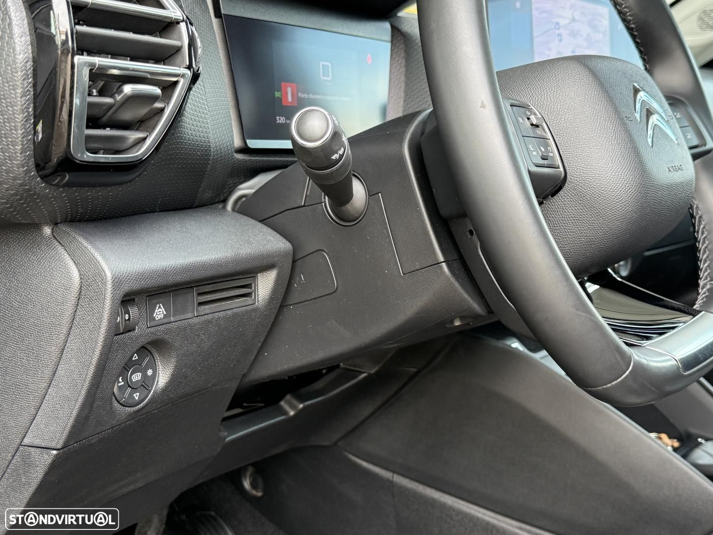 Citroën C4 1.2 PureTech Shine - 23