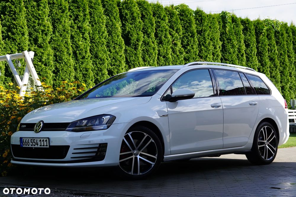 Volkswagen Golf VII 2.0 TDI BMT GTD DSG - 4