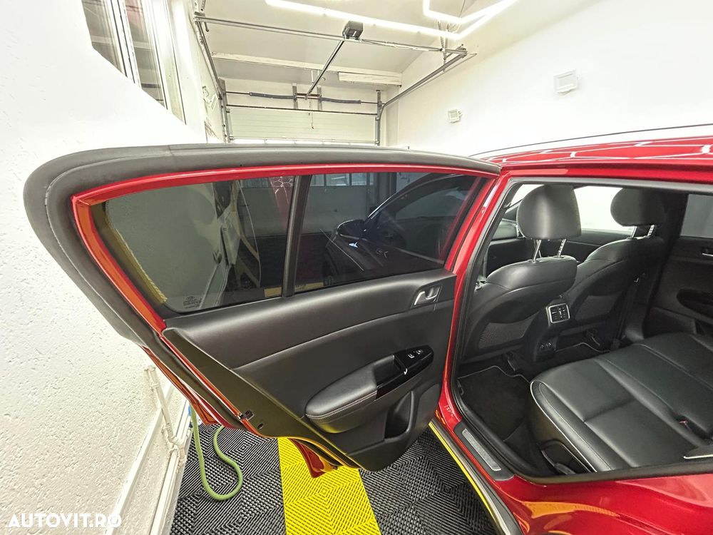 Kia Sportage 2,0 CRDI AWD Aut. GT Line - 30