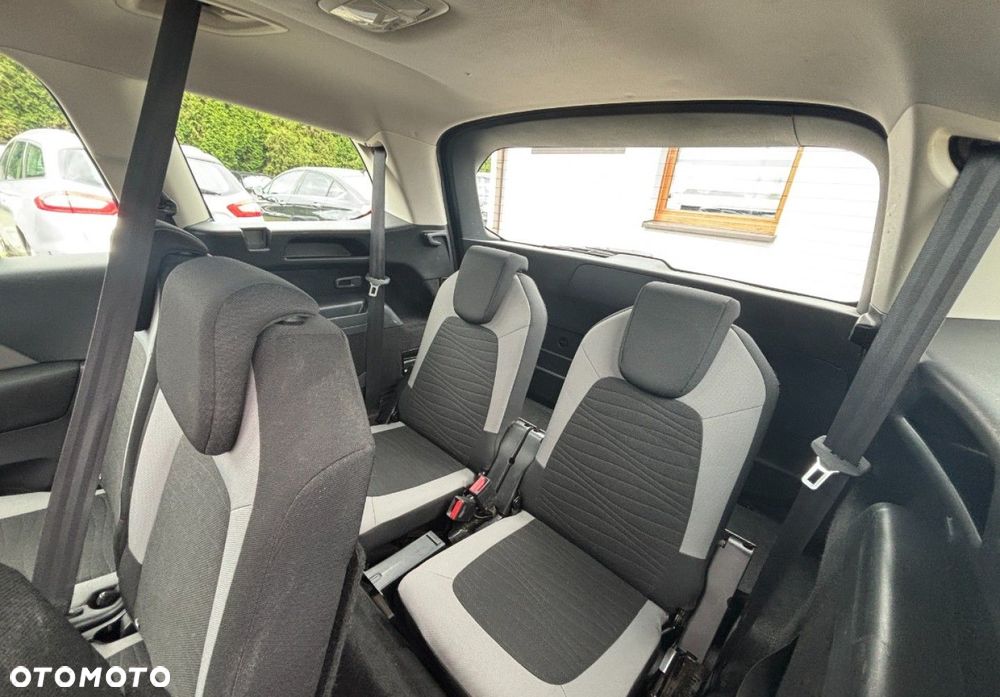 Citroën C4 Grand Picasso - 16