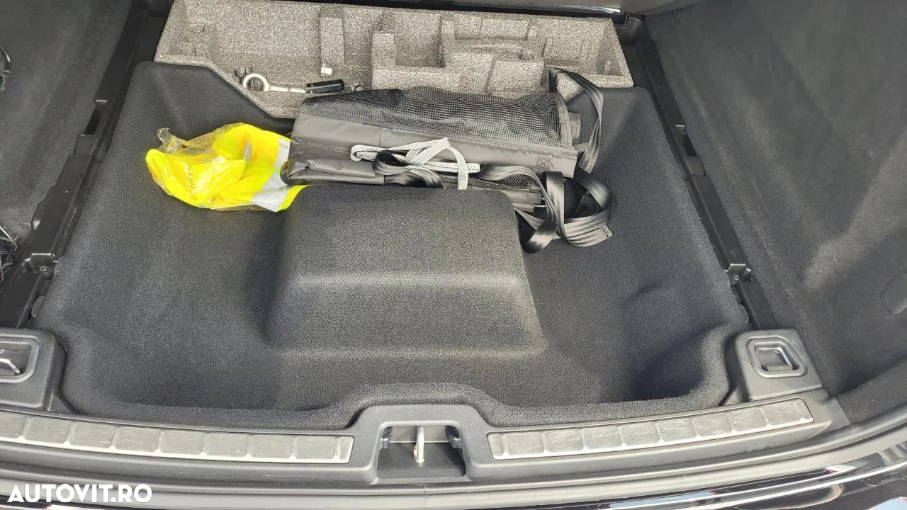 Volvo XC 60 D4 AWD Momentum - 13