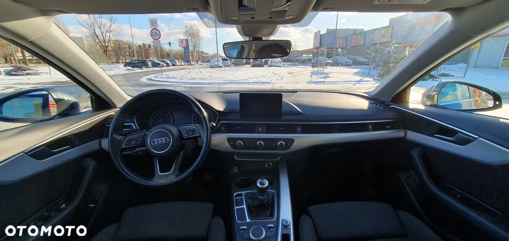 Audi A4 Avant 40 TFSI sport - 22