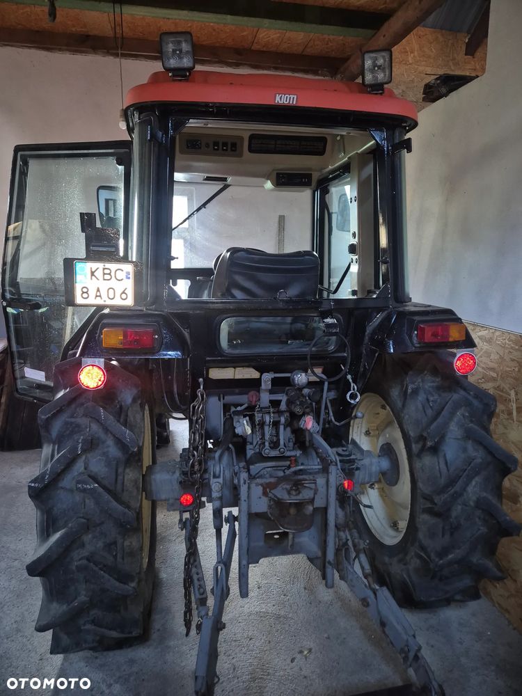 Kioti DK451C - 2