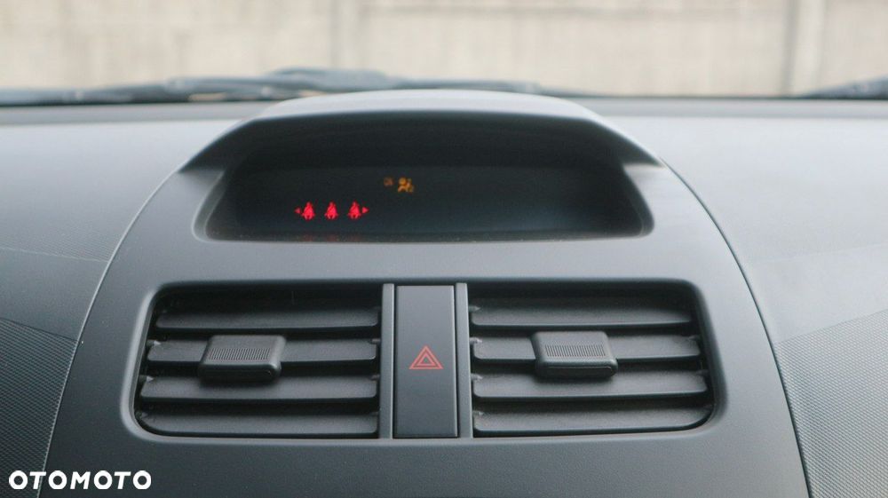 Chevrolet Spark 1.0 Base - 28