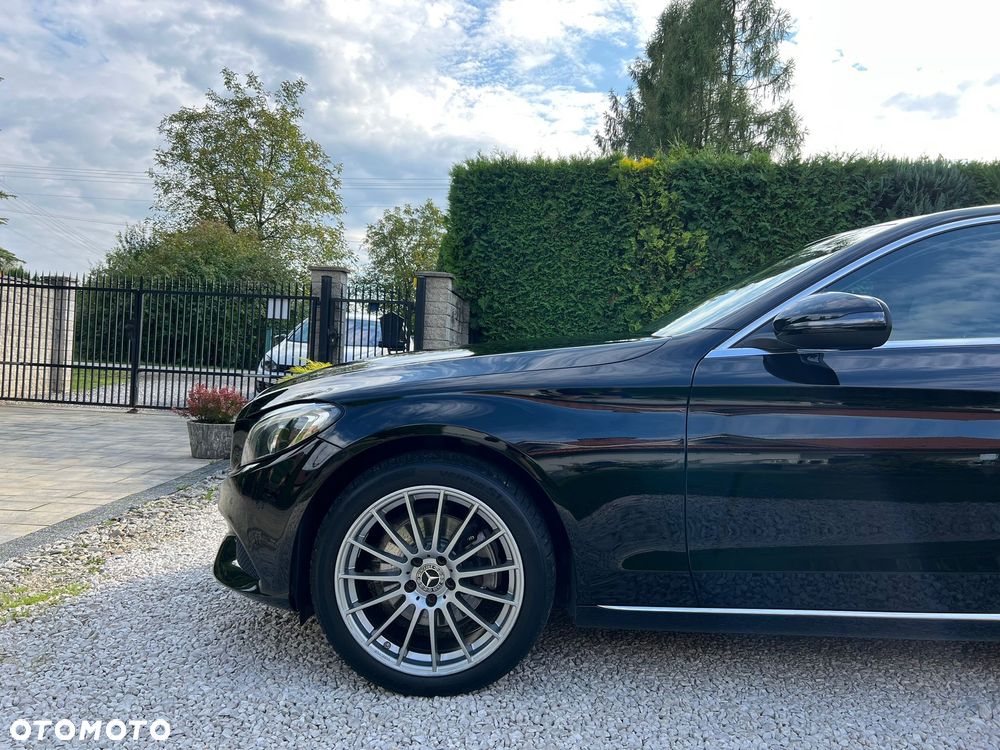 Mercedes-Benz Klasa C 200 9G-TRONIC - 2