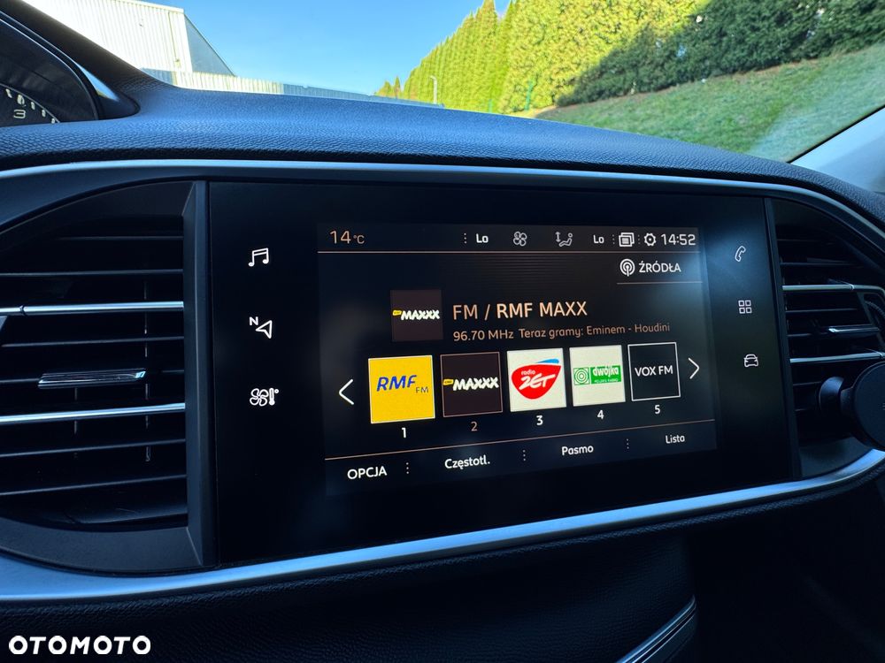 Peugeot 308 PureTech 130 GPF Stop & Start Active Business-Paket - 29