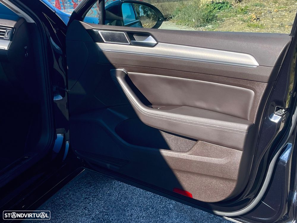VW Passat Variant 1.4 TSI DSG GTE - 33