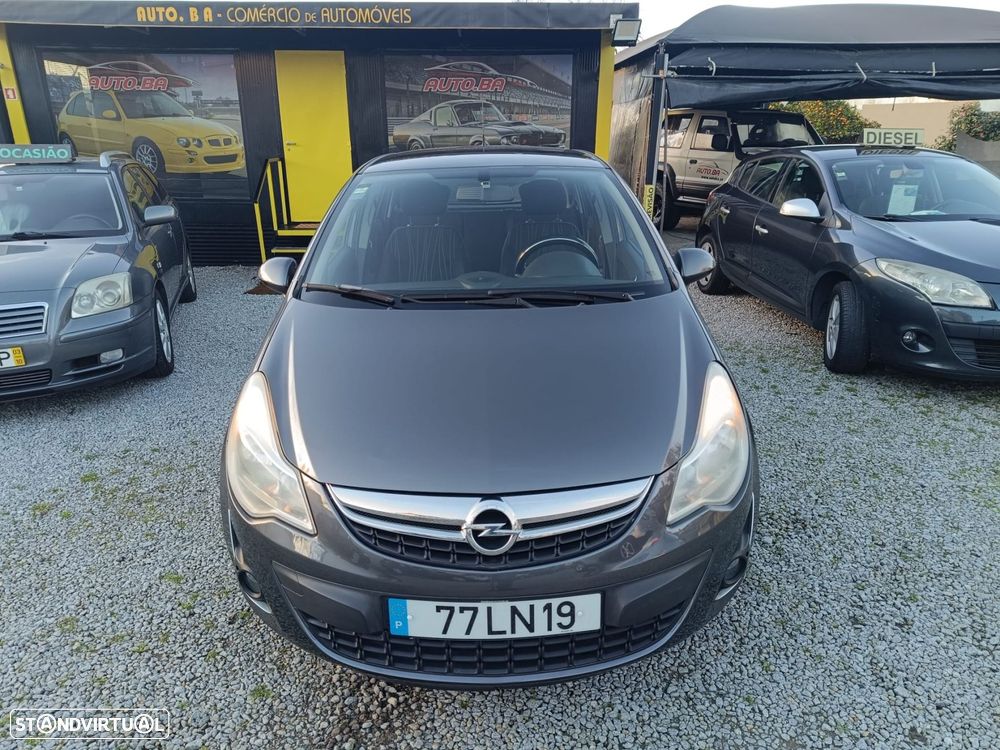 Opel Corsa 1.2 Enjoy - 2