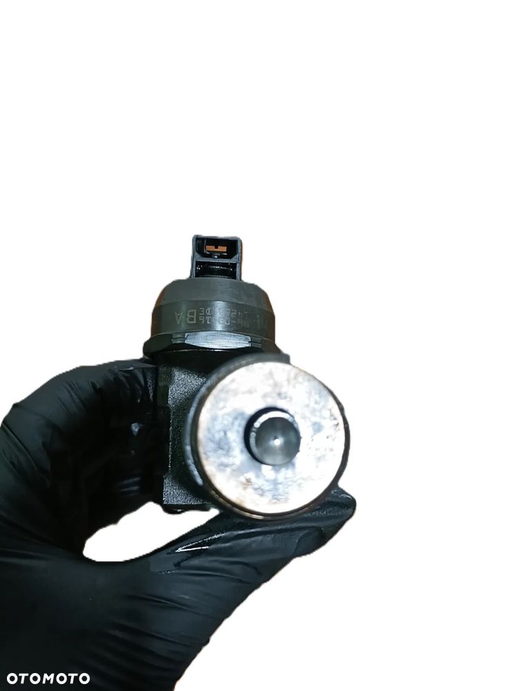 * VOLKSWAGEN GOLF V 03-09 r. 1,9 TDI POMPOWTRYSKI wtryskiwacze 0414720215 - 3