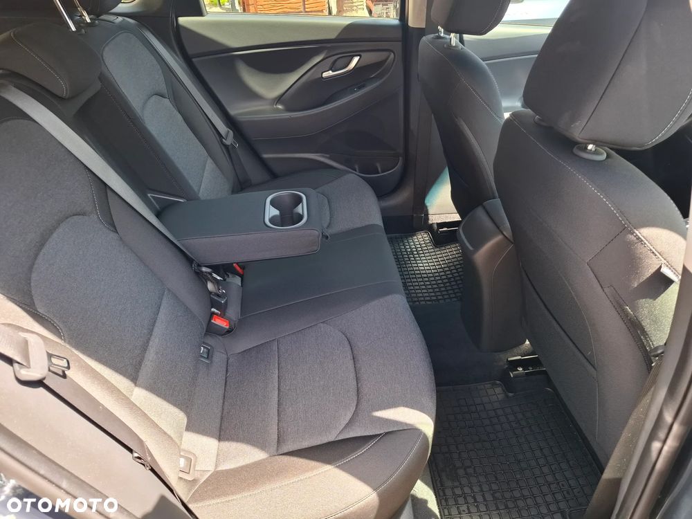 Hyundai i30 1.5 T-GDI 48V Comfort - 24