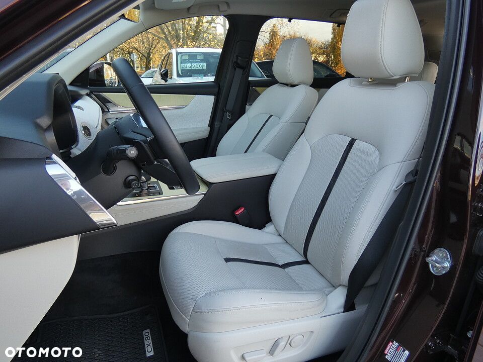 Mazda CX-80 - 10