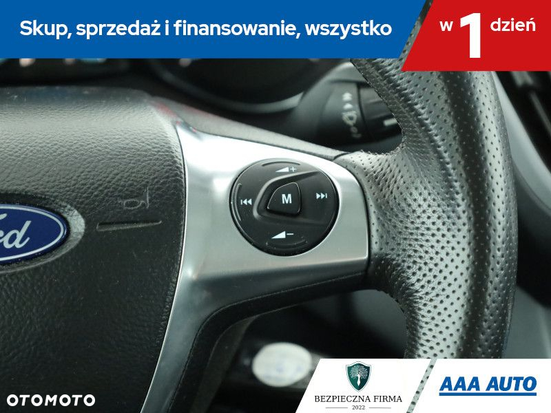 Ford C-MAX - 17