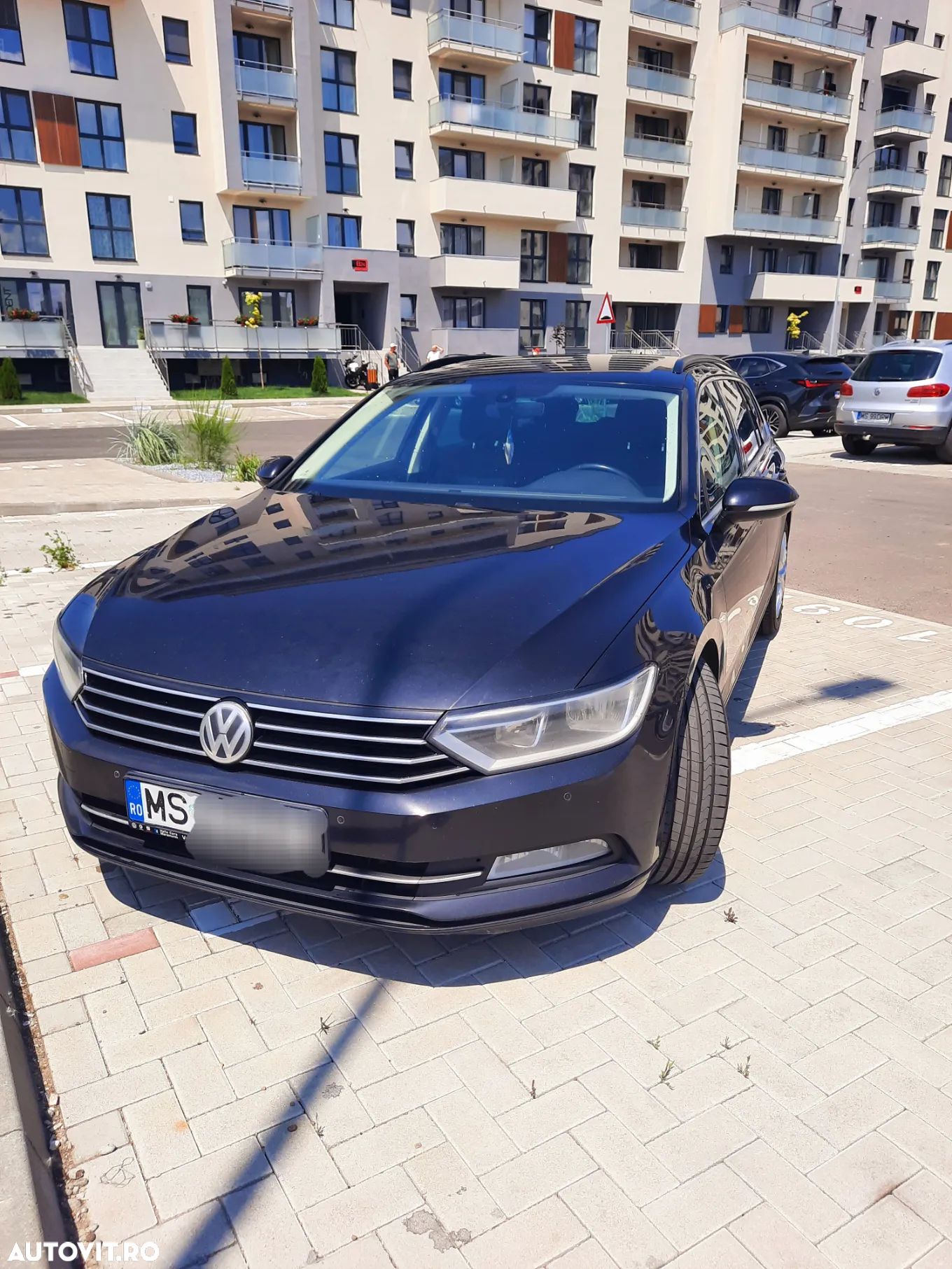 Volkswagen Passat Variant 2.0 TDI SCR DSG - 1