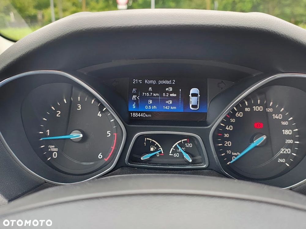 Ford Focus 1.5 TDCi SYNC Edition - 13