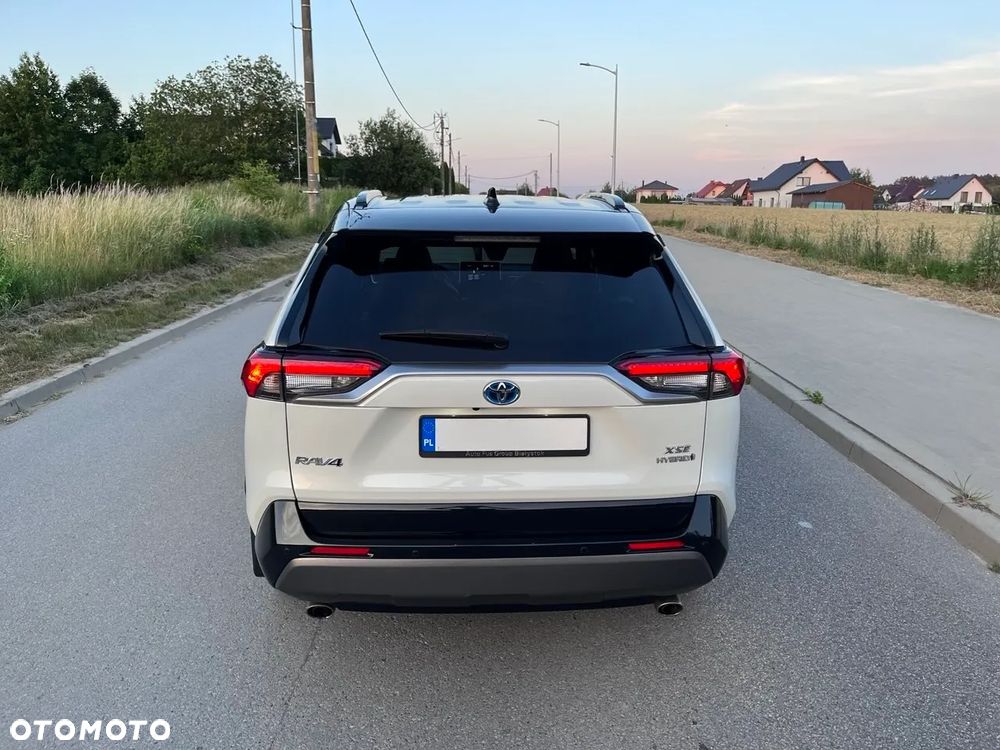 Toyota RAV4 - 13