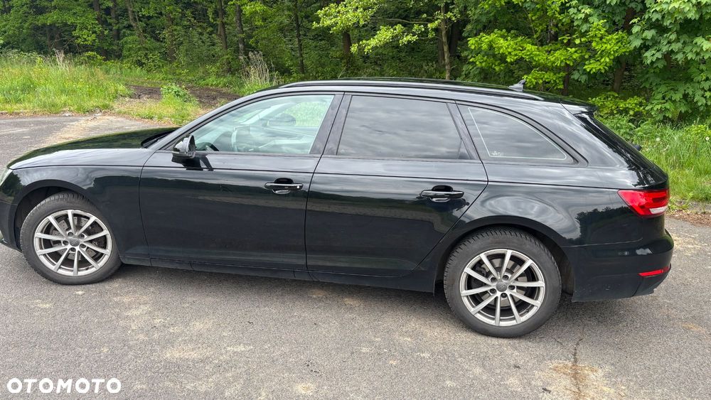 Audi A4 Avant - 6