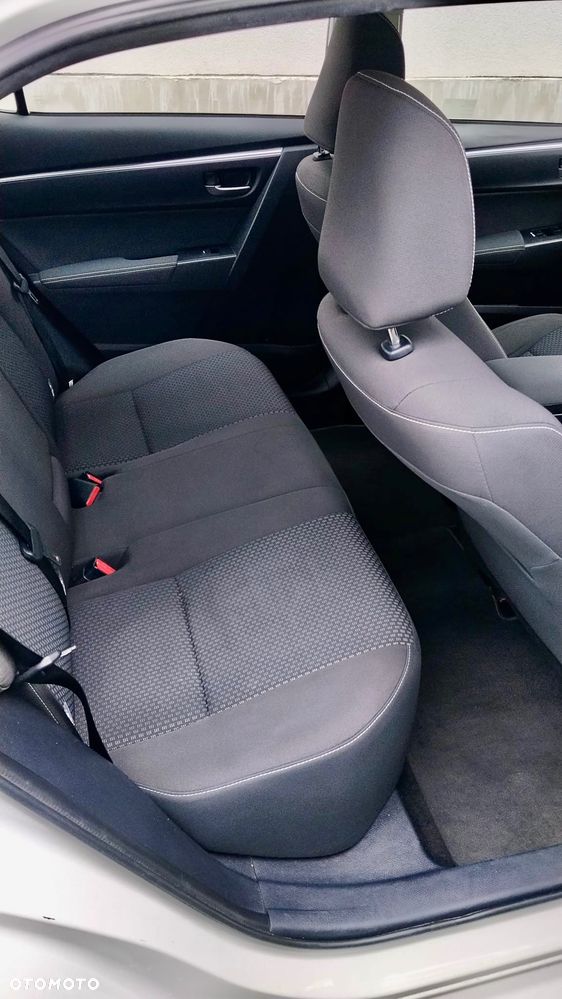 Toyota Corolla 1.6 Comfort - 6