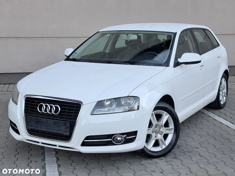 Audi A3 1.6 Limited Edition - 12