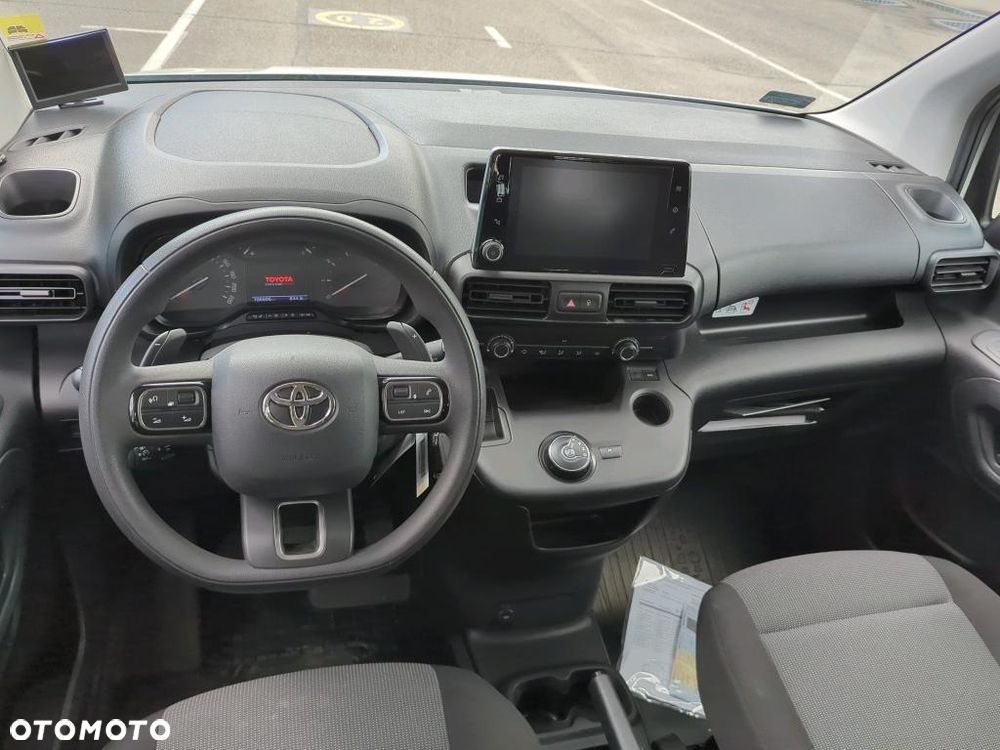 Toyota Proace City 1.2 D-4T Long 2,3t Active (bryg.) - 7
