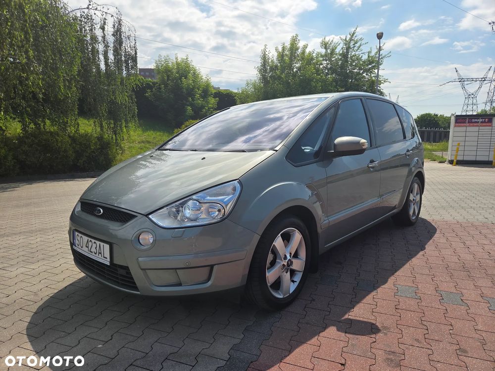 Ford S-Max 2.0 TDCi DPF Titanium - 4