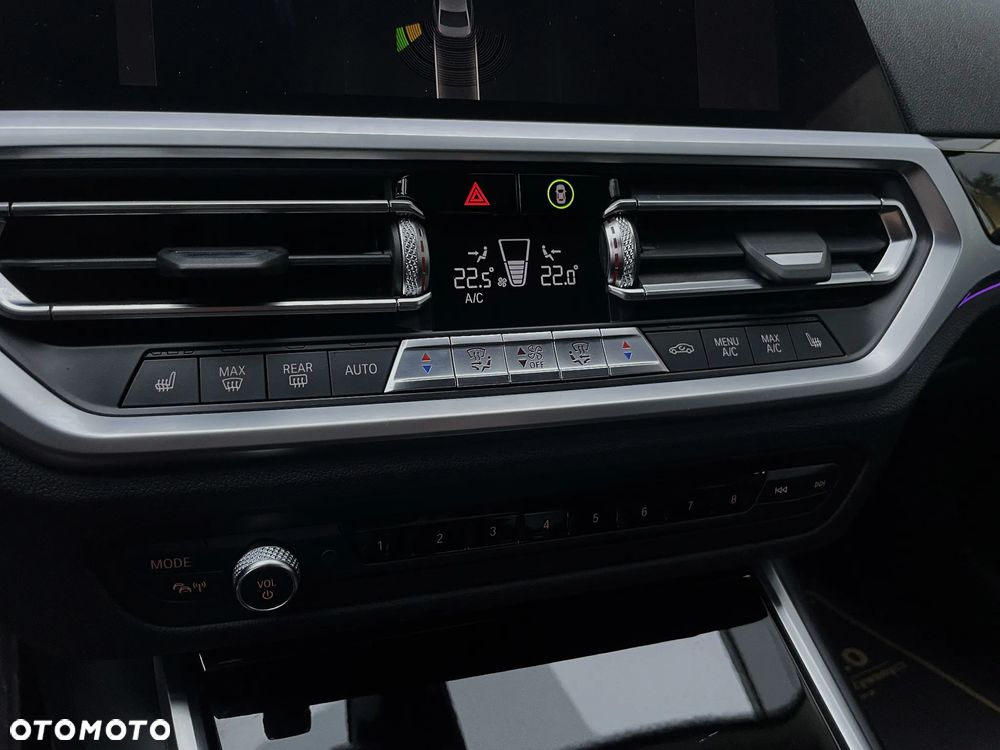 BMW Seria 3 320d Edition M Sport Shadow - 30